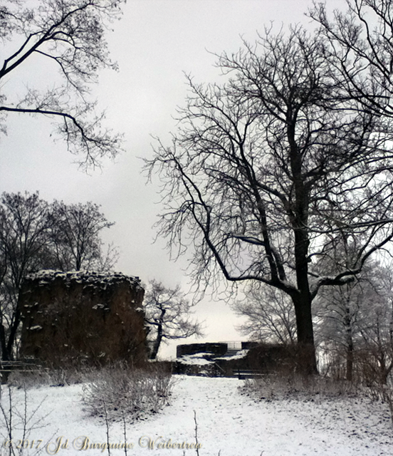 Bergfried / Pulverturm